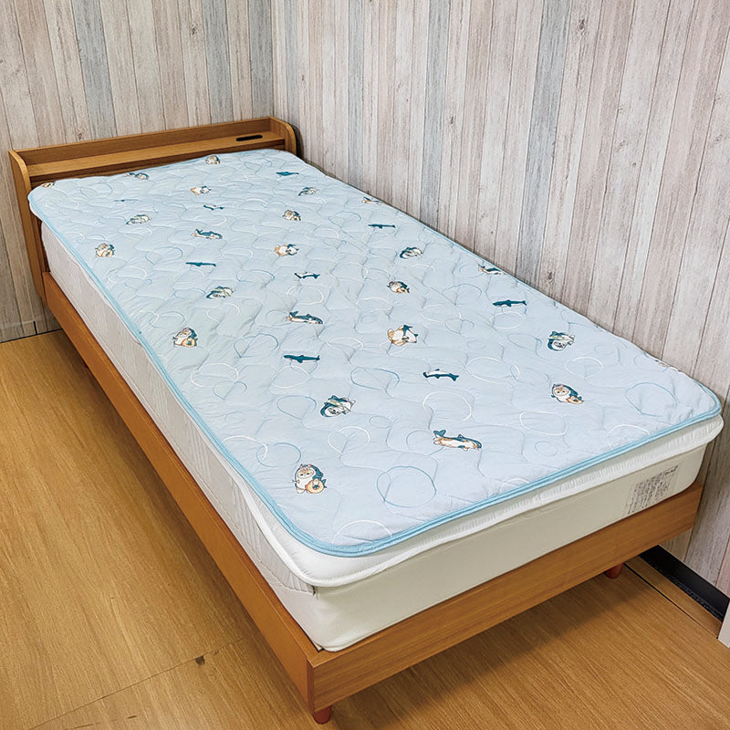 mofusand 國家墊（鯊魚貓) mofusand 敷パッド(サメにゃん)